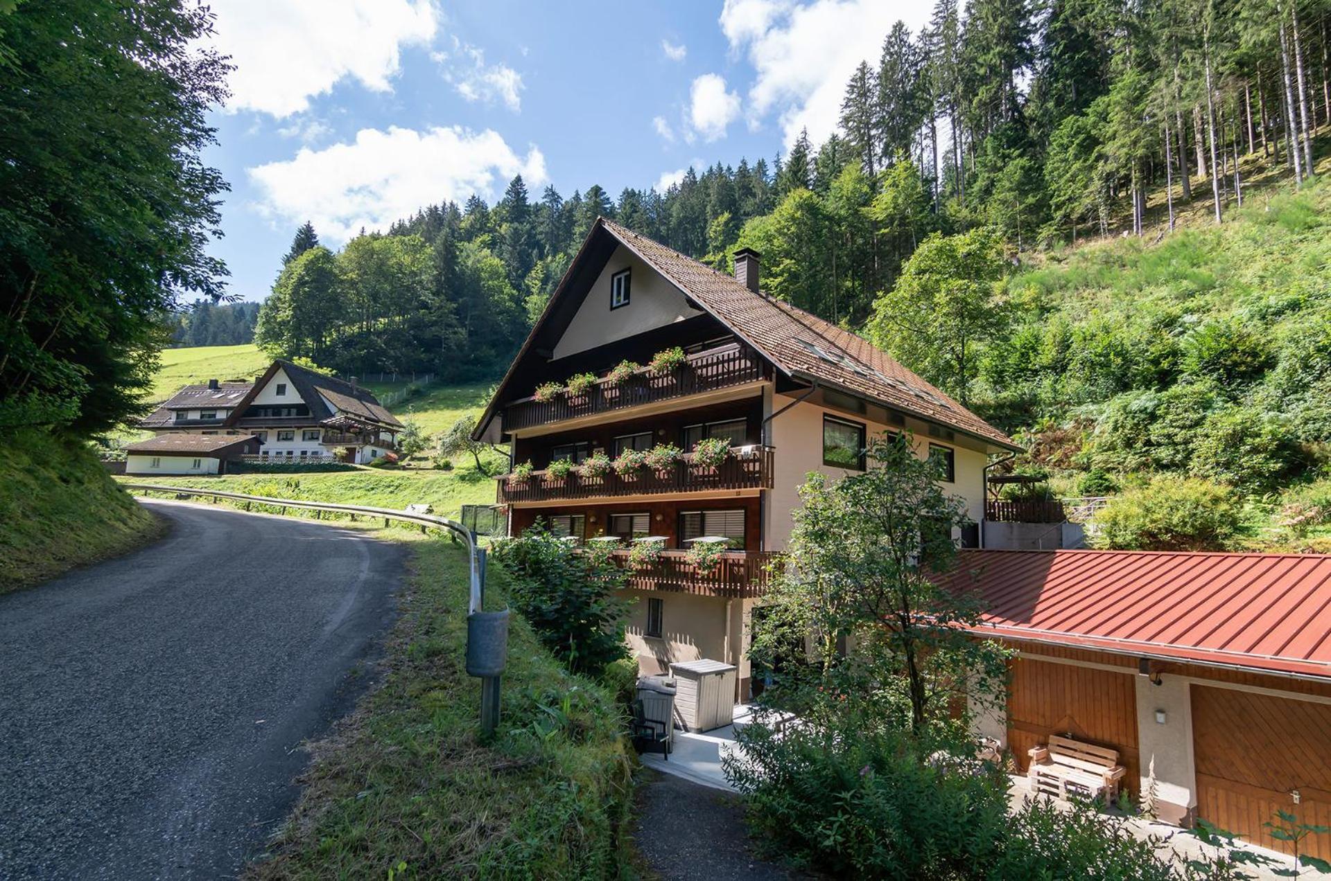 Ferienwohnungen Huber Бад-Петерсталь-Ґрісбах Екстер'єр фото